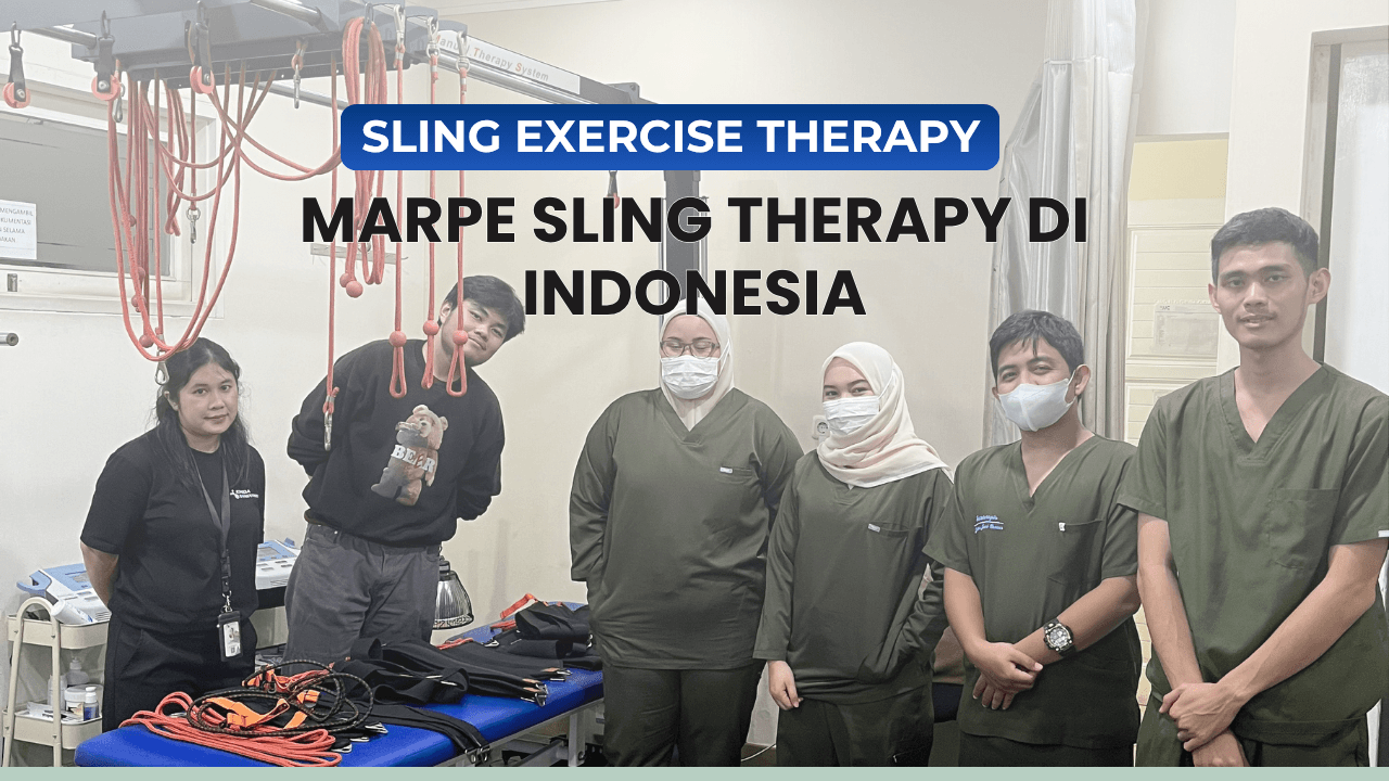 Tim fisioterapi berfoto bersama di ruang rehabilitasi dengan sistem MARPE Sling Therapy di Indonesia.